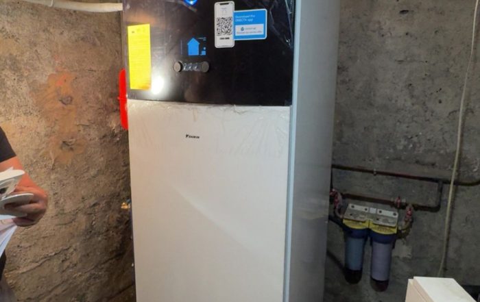 Mise en service d'une pompe à chaleur Daikin dans un bâti ancien lyonnais